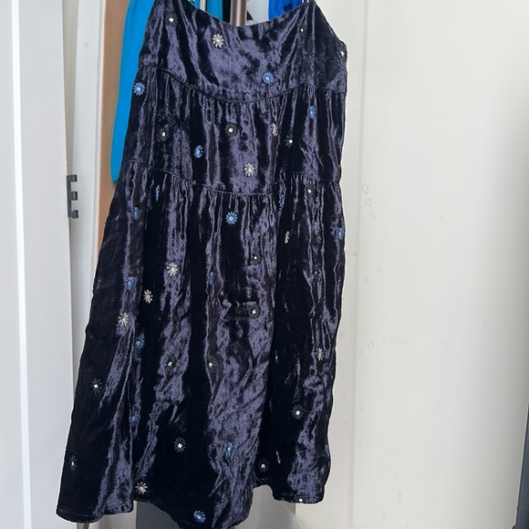 UO Kimchi Blue Velvet Embroidered Baby Doll Dress 🦋✨ free shipping - Picture 3 of 5